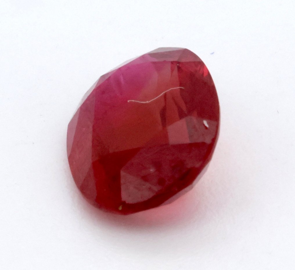红色 尖晶石 - 1.36 ct #3.2