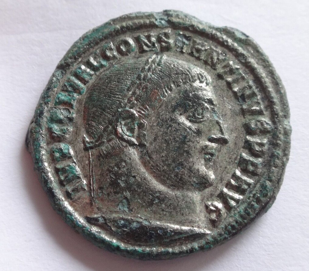 Império Romano. An extremely rare issue for Constantine I 307/310-337.AD. Follis, Nicomedia #1.2