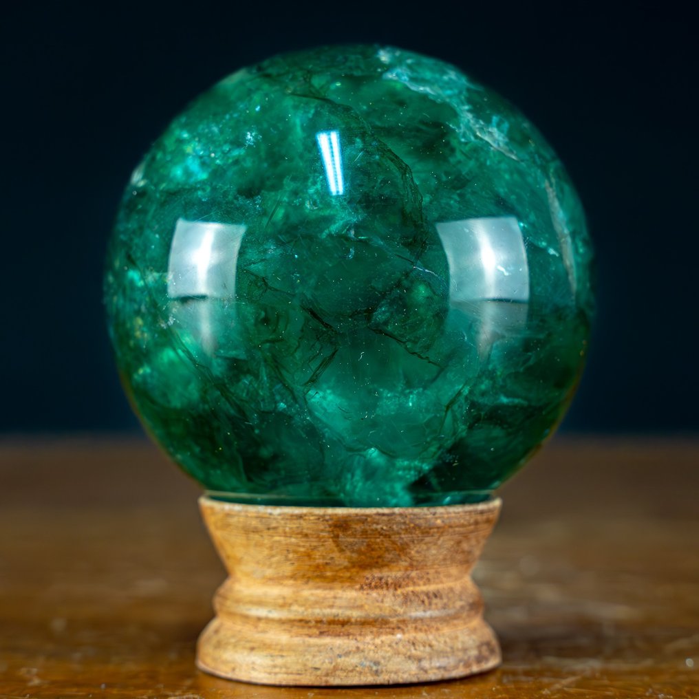 Natural A+++ Semi-Transparent Green Fluorite Sphere- 610.48 g #1.2