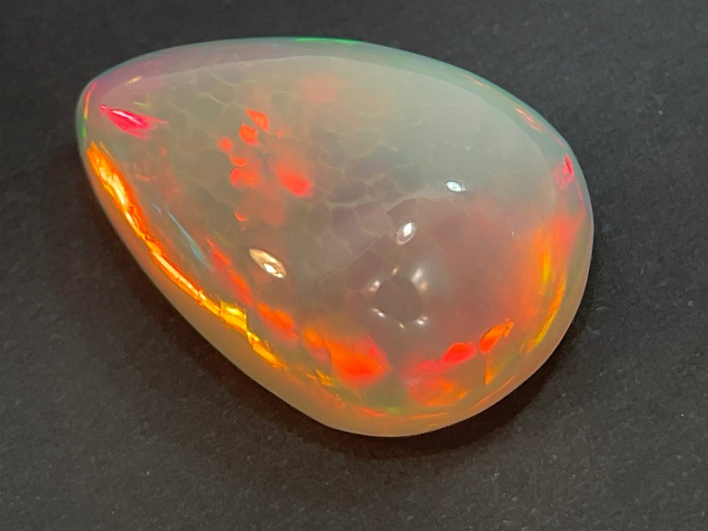 Giallo chiaro + Gioco di colori (vivace) Ottima qualità del colore + cristallo opale - 8.67 ct #2.1