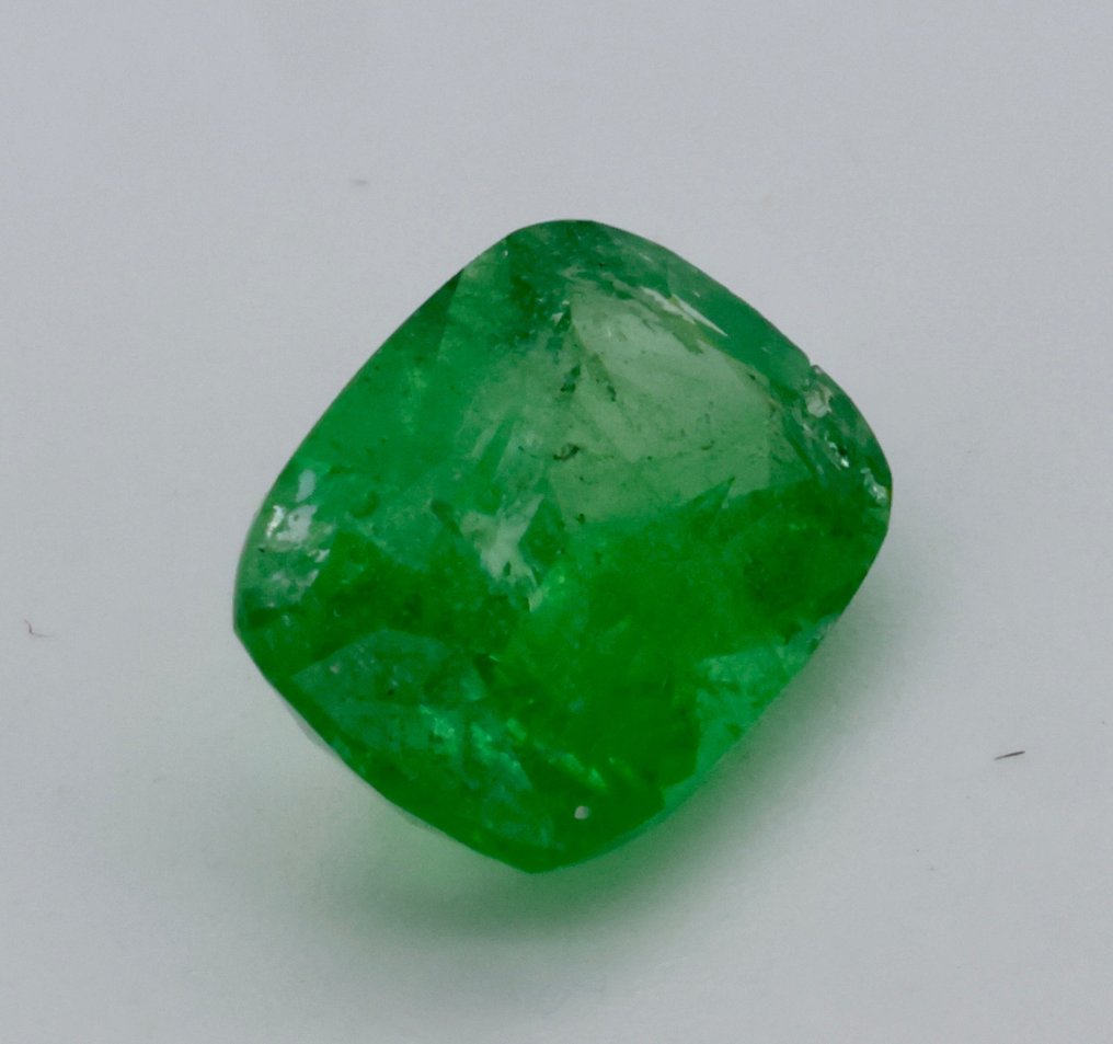 绿色 沙弗莱石 - 2.36 ct #3.2