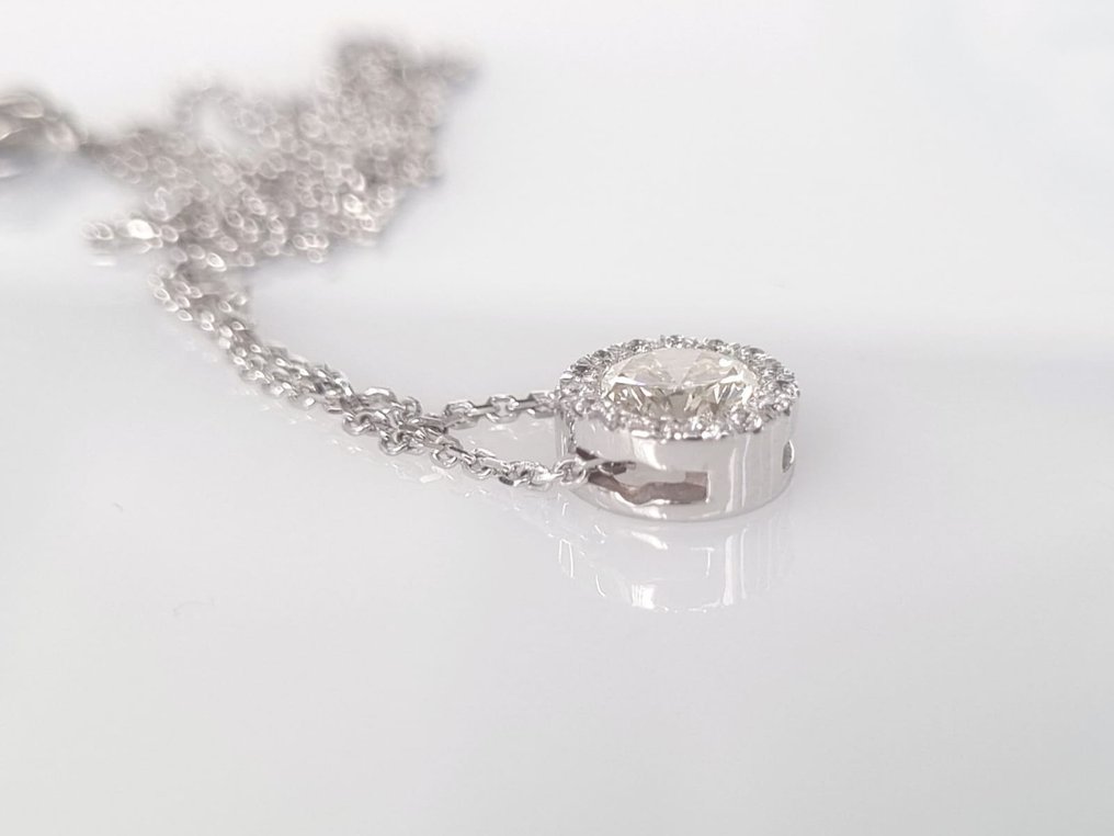 Halskette mit Anhänger Weißgold Diamant  (Natürlich) #2.1