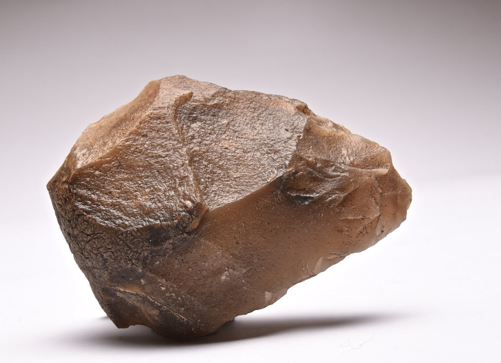 Paleolithische Biface Chalzedon Axt #1.0