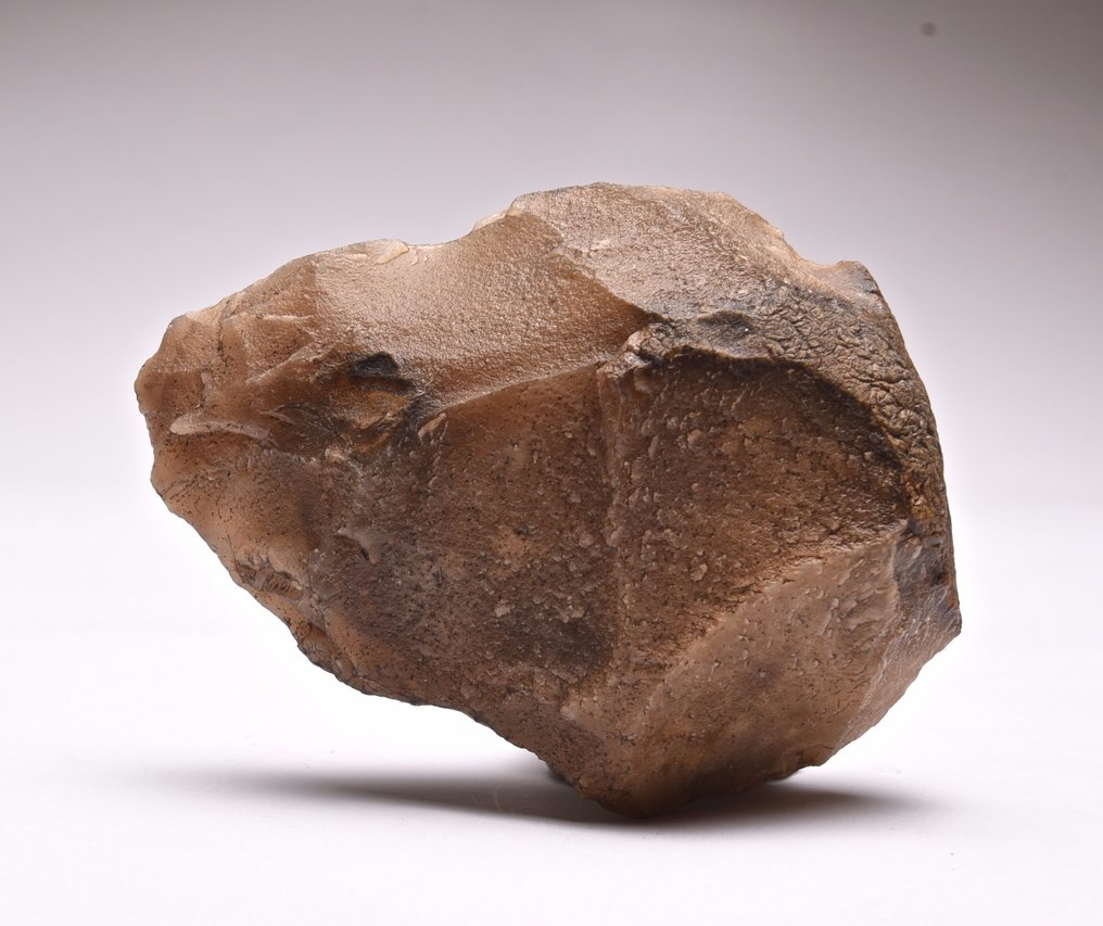 Paleolithische Biface Chalzedon Axt #4.3