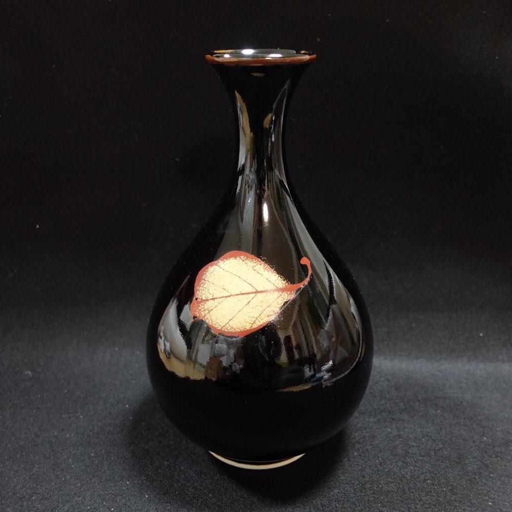 美丽的有田瓷花瓶，署名藤井朱明（1936-2017） - 瓷 - 平成时期（1989-2019） #1.1