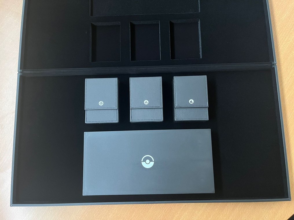 Pokémon Box - Empty Pokémon Classic Game + random graded card + random Jumbo card - Various sets #3.2