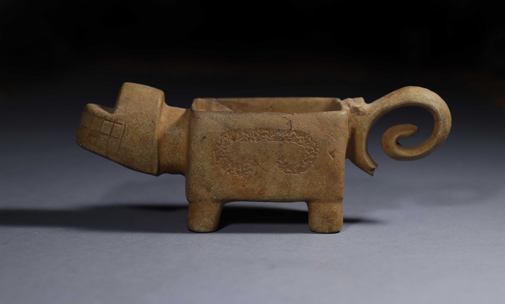 Valdivia-Kultur Steinmörser in Form eines Hundes mit spanischer Exportlizenz - 9 cm #3.3