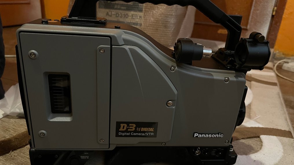 Panasonic AJ -D310-E Digitalt videokamera #1.1