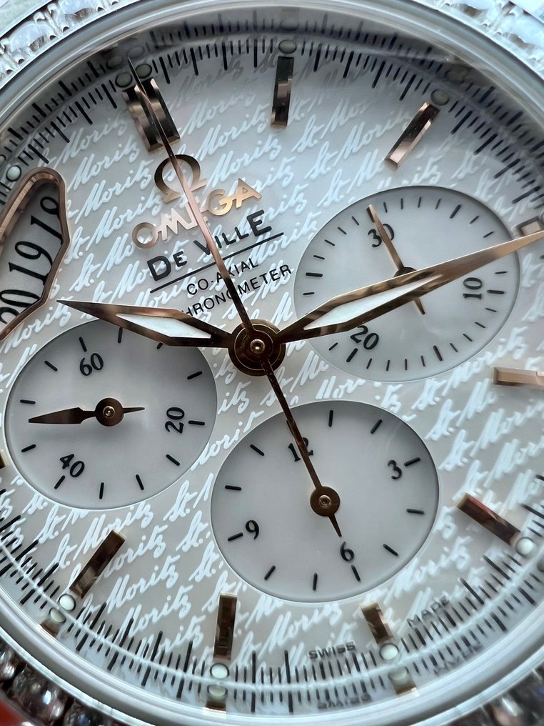 Omega - De ville Automatic Chronograph Column Wheel Co-axial with Diamonds and MOP - 422.18.35.50.05.001 - Kobieta - 2011-obecnie #1.2