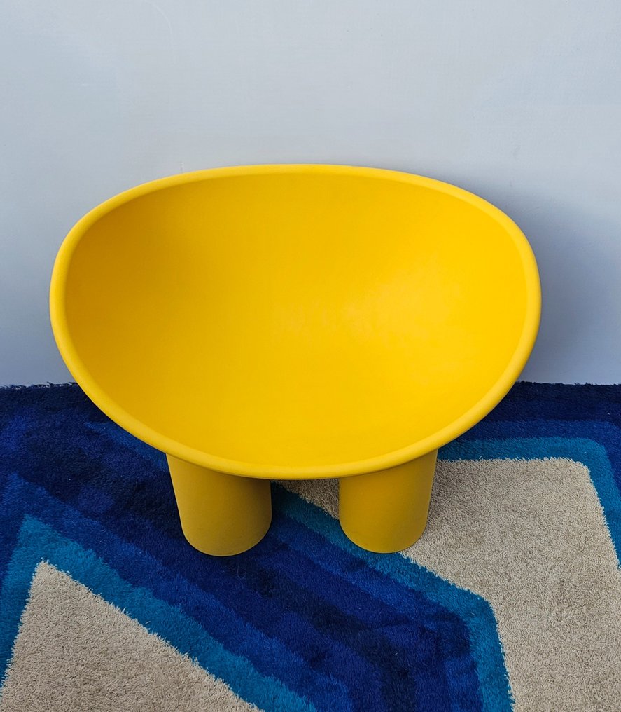 Driade - Faye Toogood - 扶手椅子 - Roly Poly - 旋转模塑聚乙烯整体块 #2.1