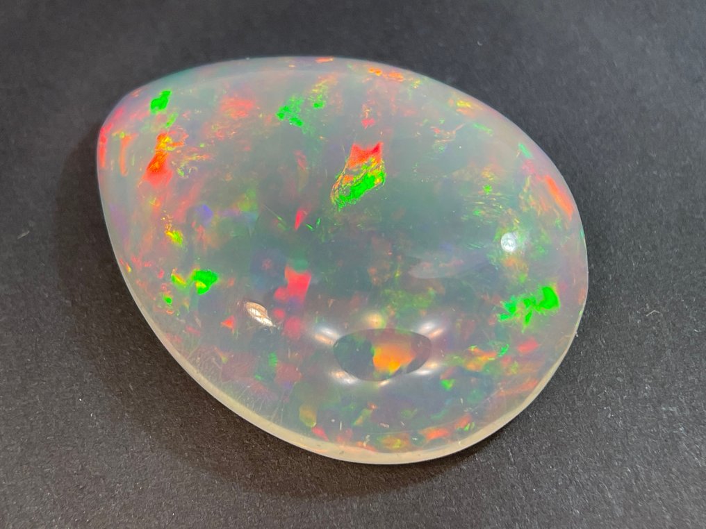 Light Orange + Play of Colors Crystal Opal - 13.06 ct #2.1