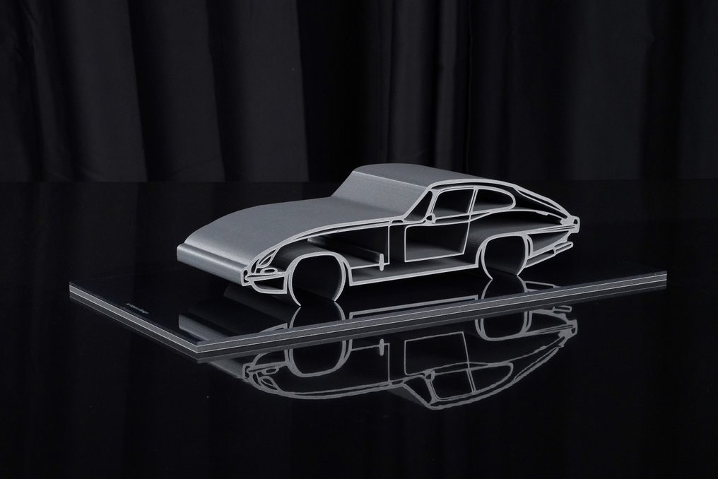Jaguar E-Type - 1/12 Bilskulptur- 1/30 STK - Legends Cars® - By Automobilia Art® - Art Sculpture - 2024 #2.1