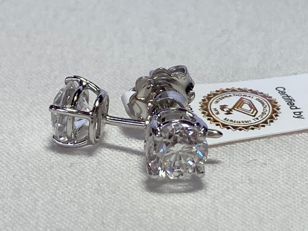Earrings White gold Diamond  (Natural)  #1.2