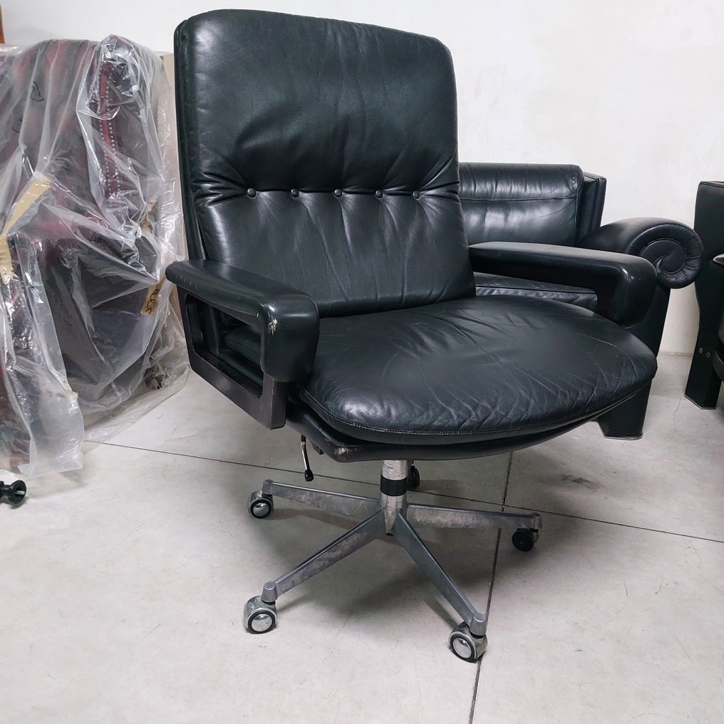 Arflex - André Vandenbeuck - Πολυθρόνα - Καρέκλα Βασιλιά με Ψηλό Πλάτη - Δέρμα, Ξύλο #1.0