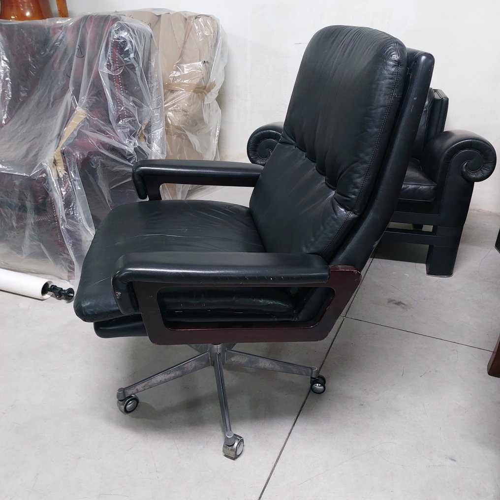 Arflex - André Vandenbeuck - Πολυθρόνα - Καρέκλα Βασιλιά με Ψηλό Πλάτη - Δέρμα, Ξύλο #4.3