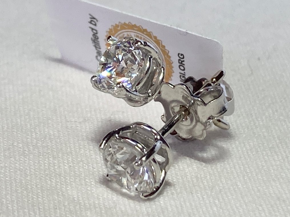 Earrings White gold Diamond  (Natural)  #2.1