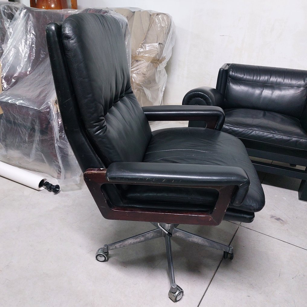 Arflex - André Vandenbeuck - Πολυθρόνα - Καρέκλα Βασιλιά με Ψηλό Πλάτη - Δέρμα, Ξύλο #3.2