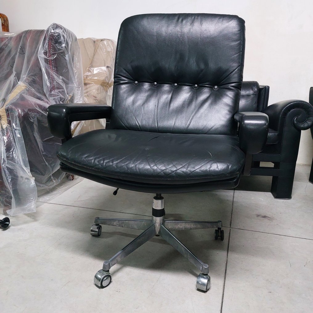 Arflex - André Vandenbeuck - Πολυθρόνα - Καρέκλα Βασιλιά με Ψηλό Πλάτη - Δέρμα, Ξύλο #1.0