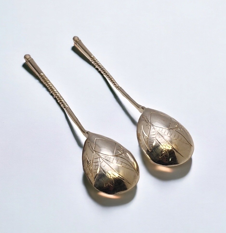 Imperial Russian Set of 2 Silver spoons d. 1890  Moscow Russe - Tablett (2) - .875 (84 Zolotniki) Silber #1.1
