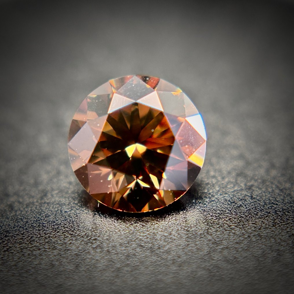 1 pcs 鑽石 - 0.40 ct - 圓形 - 艷深黃啡色 - VVS2 #1.1