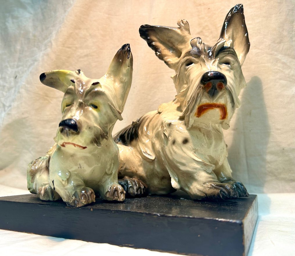 Cacciapuoti - Guido Cacciapuoti - Sculpture, Famiglia Terrier - 24 cm - Faïence #1.1
