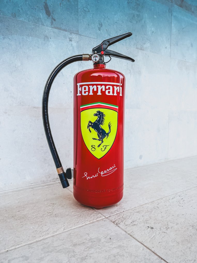 Feuerlöscher mit Ferrari-Motiv - PK Werks - Limited Edition 8/9 #1.1