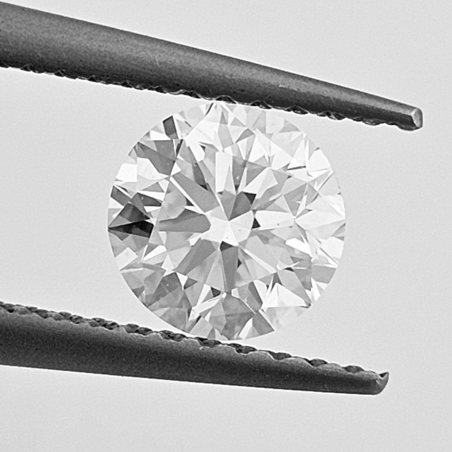 1 pcs Diamant  (Natuurlijk)  - 0.70 ct - Rond - E - SI2 - Gemological Institute of America (GIA) #1.1