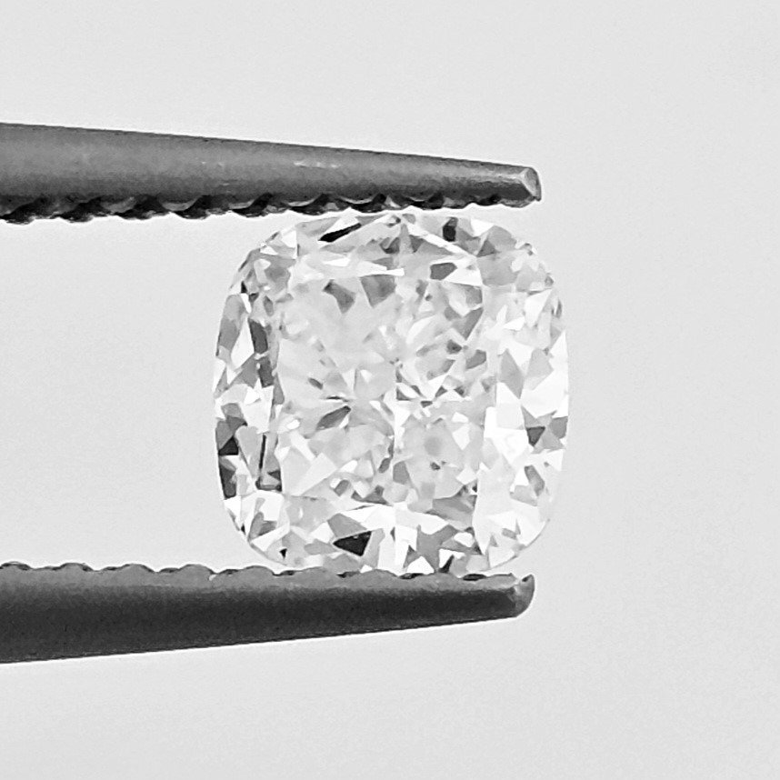 Diamante - 0.70 ct - Almofada - F - VS2 #1.1