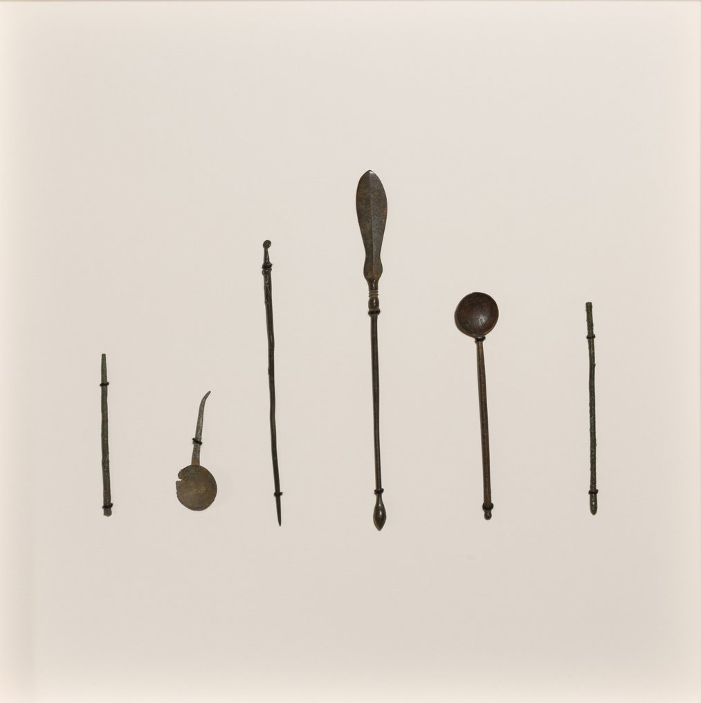 Romersk antikk Bronse Medisinske instrumenter. 1.-3. århundre e.Kr. 6-17,5 cm høyde. #2.2