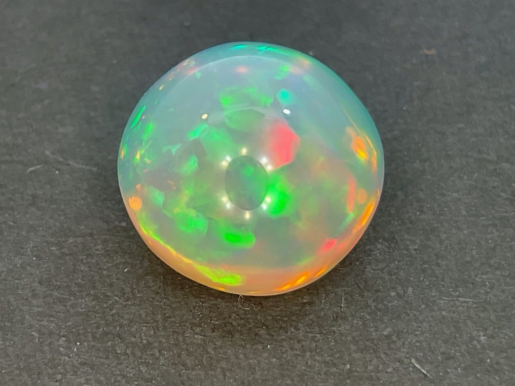 White (orange) + Play of Color (Vivid) Fine Color Quality + Crystal Opal - 2.33 ct #2.2