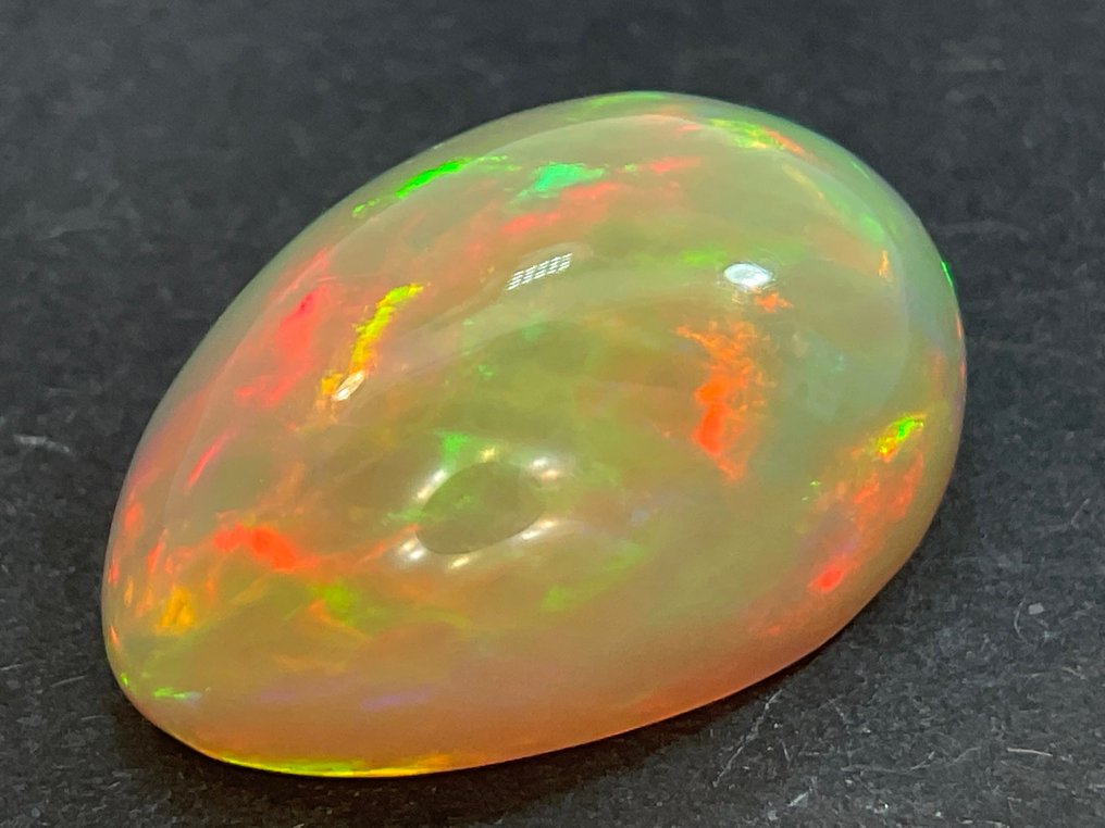 brunlig orange + farvespil (levende) Krystal opal - 8.69 ct #3.2