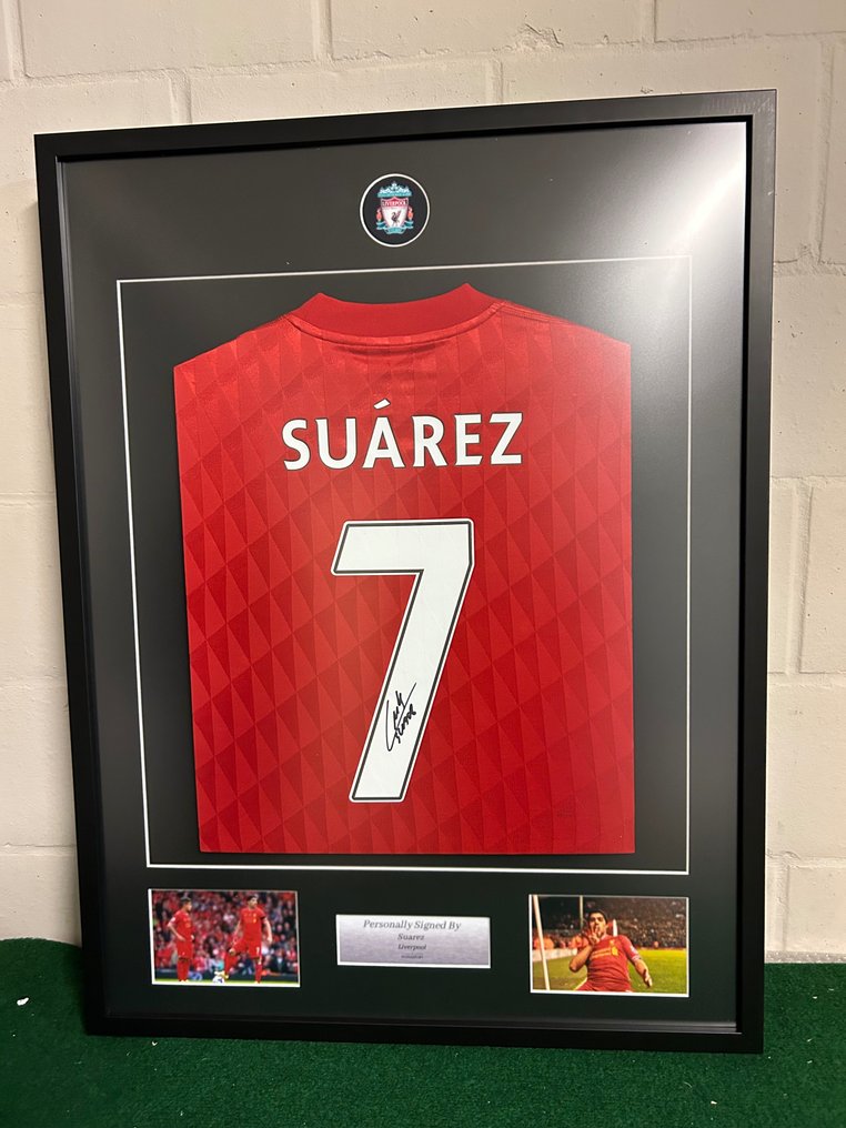 Liverpool - Eurooppalainen Jalkapalloliiga - Luis Suarez - Football jersey  #1.1