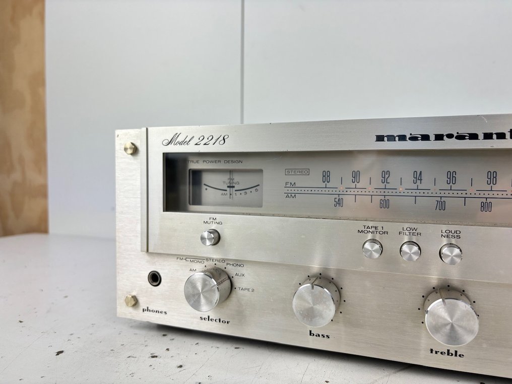 Marantz - Modell 2218 - Stereo-Festkörper-Receiver #2.2