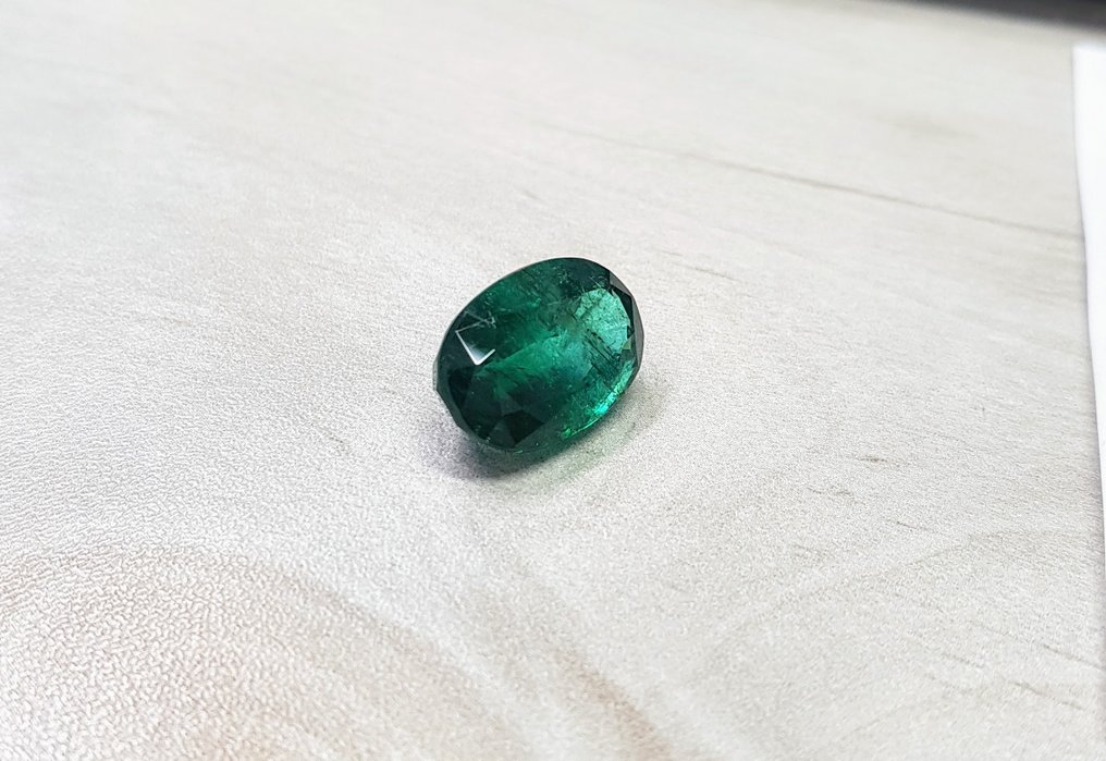 1 pcs  Verde Smeraldo  - 8.74 ct #2.1