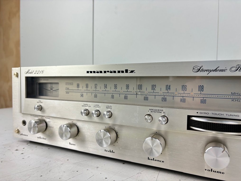 Marantz - Modell 2218 - Stereo-Festkörper-Receiver #2.1