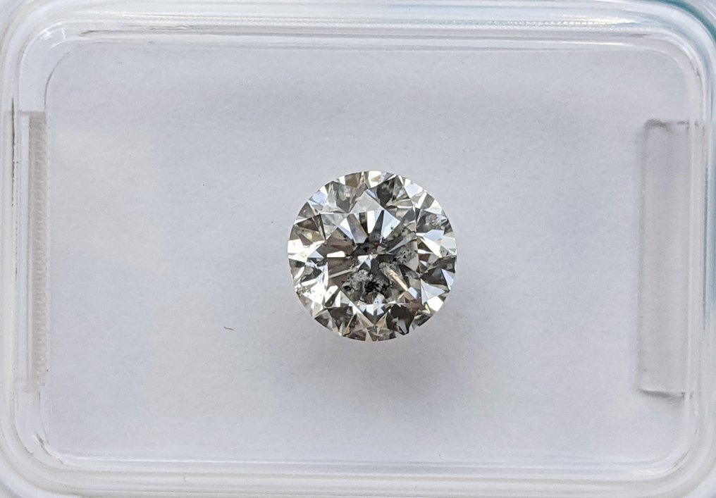 鑽石 - 1.00 ct - 圓形 - J(極微黃、從正面看是亮白色) - SI2 #1.1