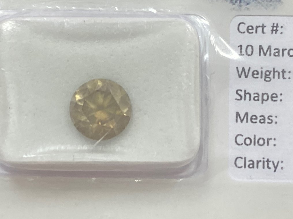 1 pcs 钻石 - 1.60 ct - 圆形 - Fancy light yellow  brown - SI2 微内三含级 #2.2
