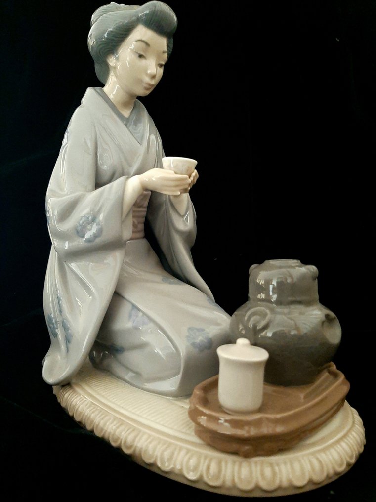 Lladró - Figurine - Tea Ceremony - Porzellan #2.1