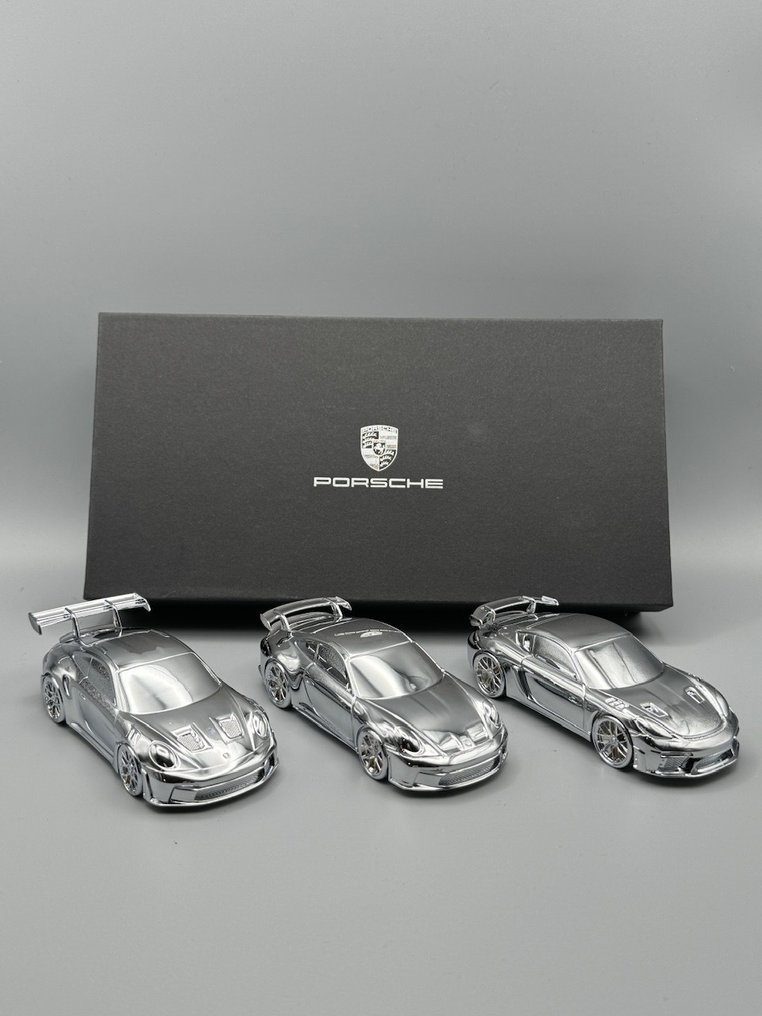 保时捷GT的铬版镇纸 - Porsche #1.0