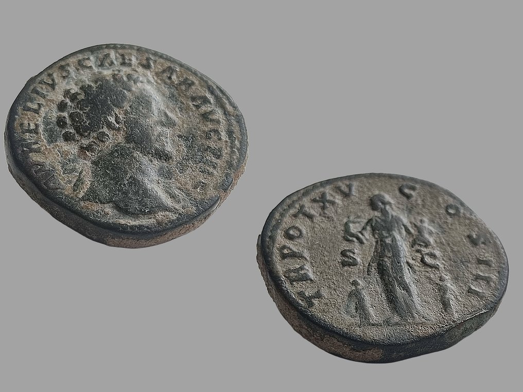 Impero romano. Marcus Aurelius. As Caesar, AD 139-161. Sestertius Rome, under Antoninus Pius, early AD 161 - Pietas #2.1