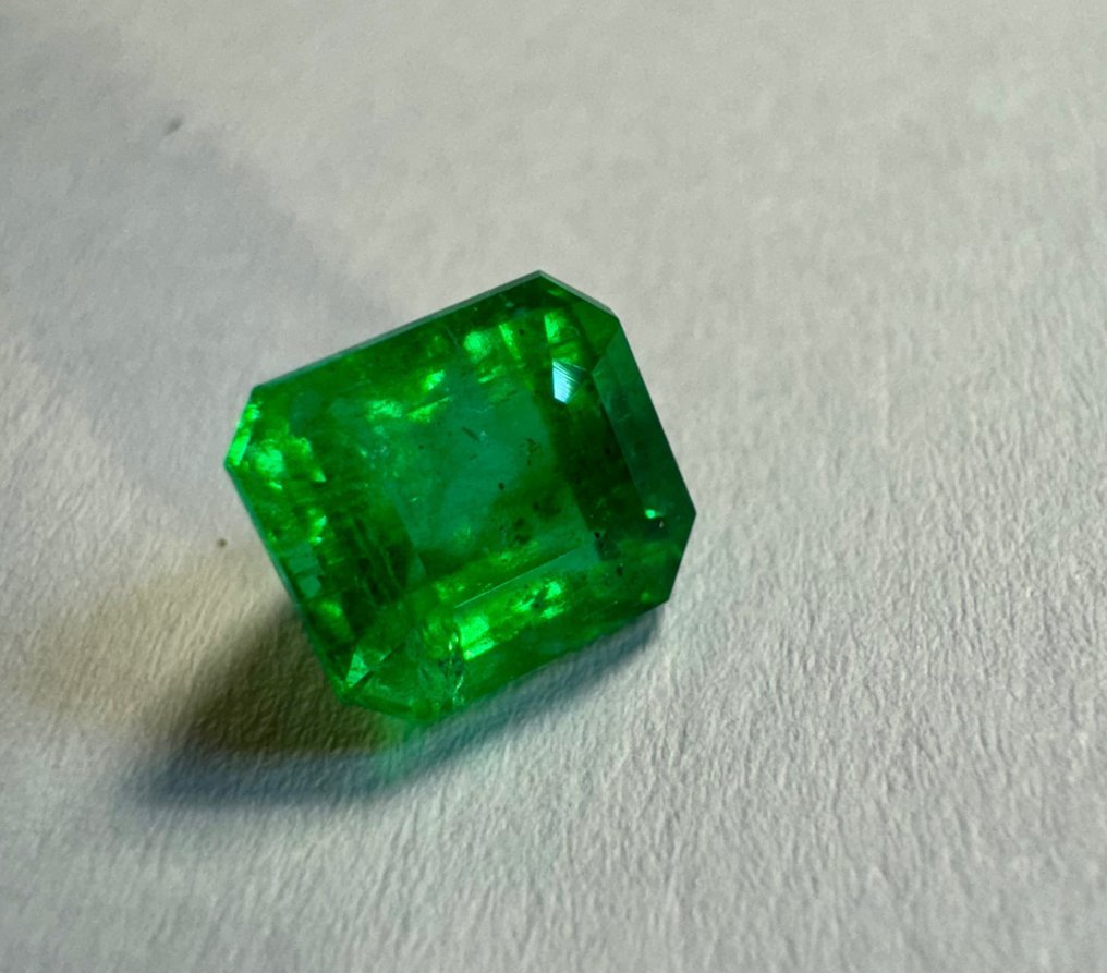 Verde Smarald  - 2.67 ct - GRS (Laboratorul de cercetare a pietrelor prețioase din Elveția) #3.2
