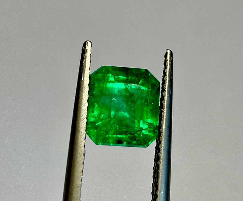 Verde Smarald  - 2.67 ct - GRS (Laboratorul de cercetare a pietrelor prețioase din Elveția) #2.1