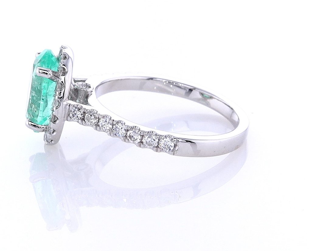 2.26 Tcw Emerald & Diamonds ring - Ring Vittguld Smaragd - Diamant #3.1