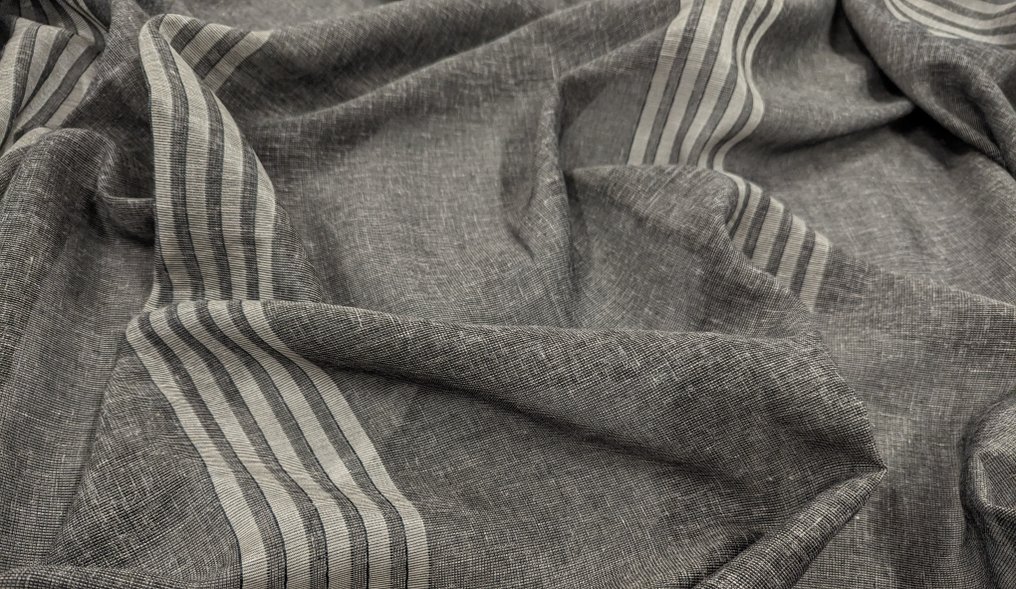 	 Fantastico tendaggio in  misto lino by Mario Cavelli   - 570 x 300 cm - - Textil #2.2