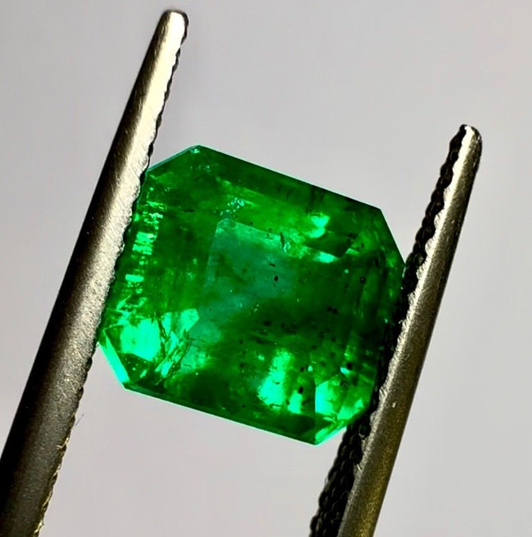Verde Smeraldo  - 2.67 ct - Gemresearch Swiss Lab (GRS) #1.2