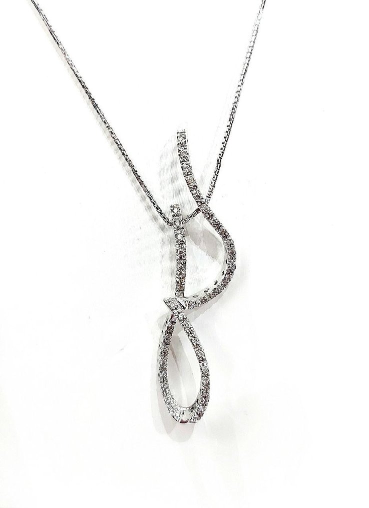 Necklace with pendant White gold Diamond  (Natural)  #2.1
