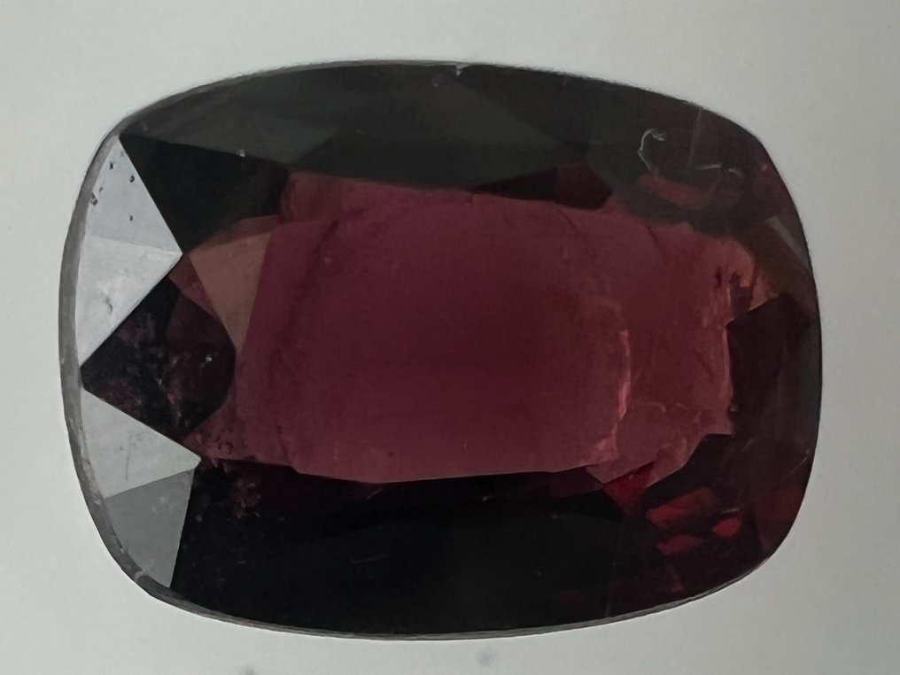 Rød Spinel  - 1.65 ct - Antwerp Laboratory for Gemstone Testing (ALGT) - Dyb rød (lilla) #3.2