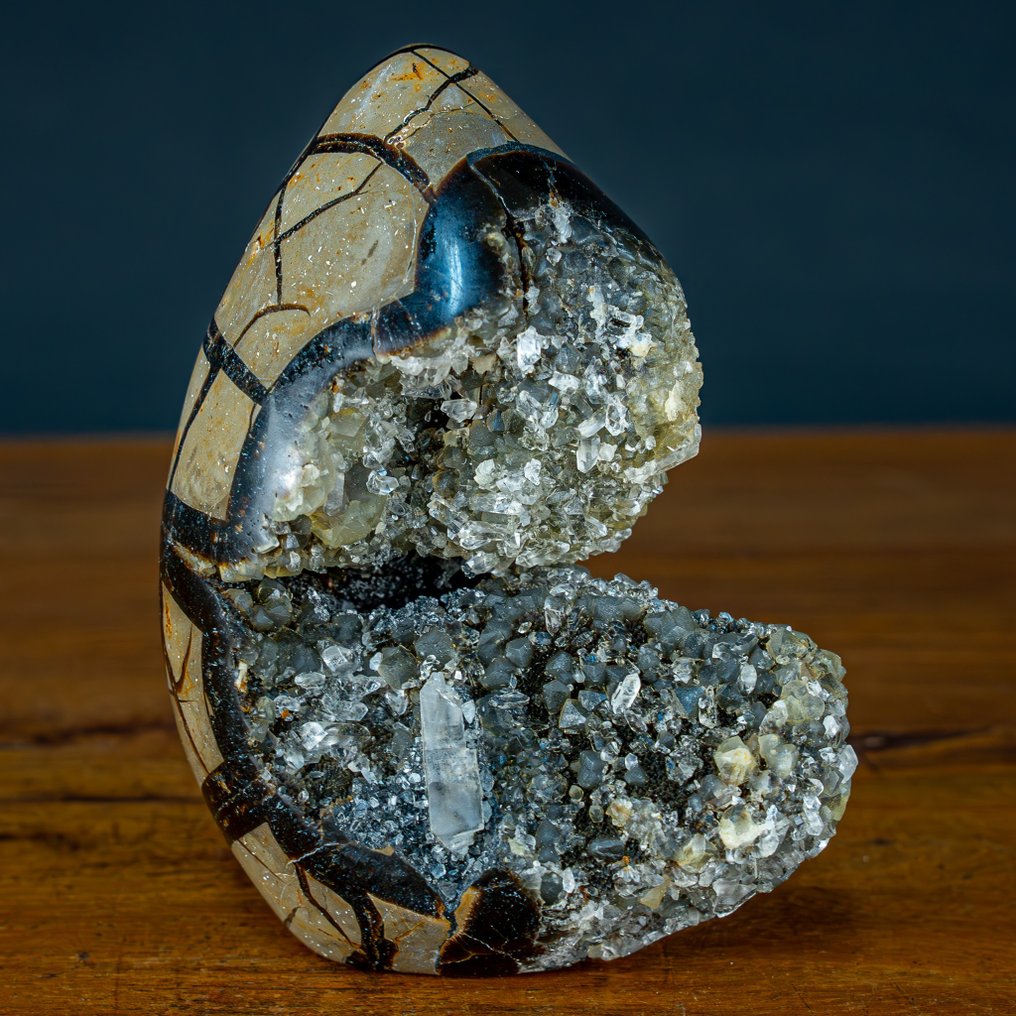 Géode septarienne naturelle de qualité supérieure Avec des cristaux de calcite- 1306.51 g #2.1