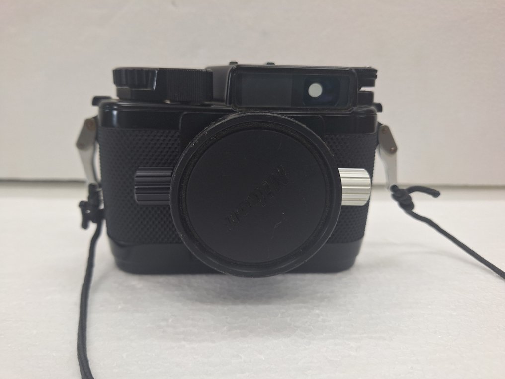 Nikon Nikonos-III + Nikkor 2,5/35mm | Fotocamera subacquea #2.1