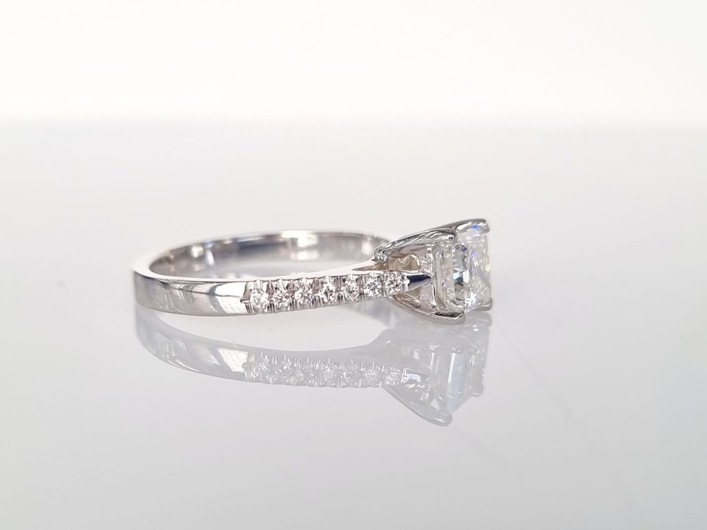 Anel de noivado Ouro branco Diamante  (Natural) - Diamante #2.2